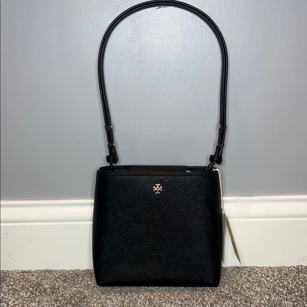 NWT Tory Burch Small Emerson Small Bucket Bag
